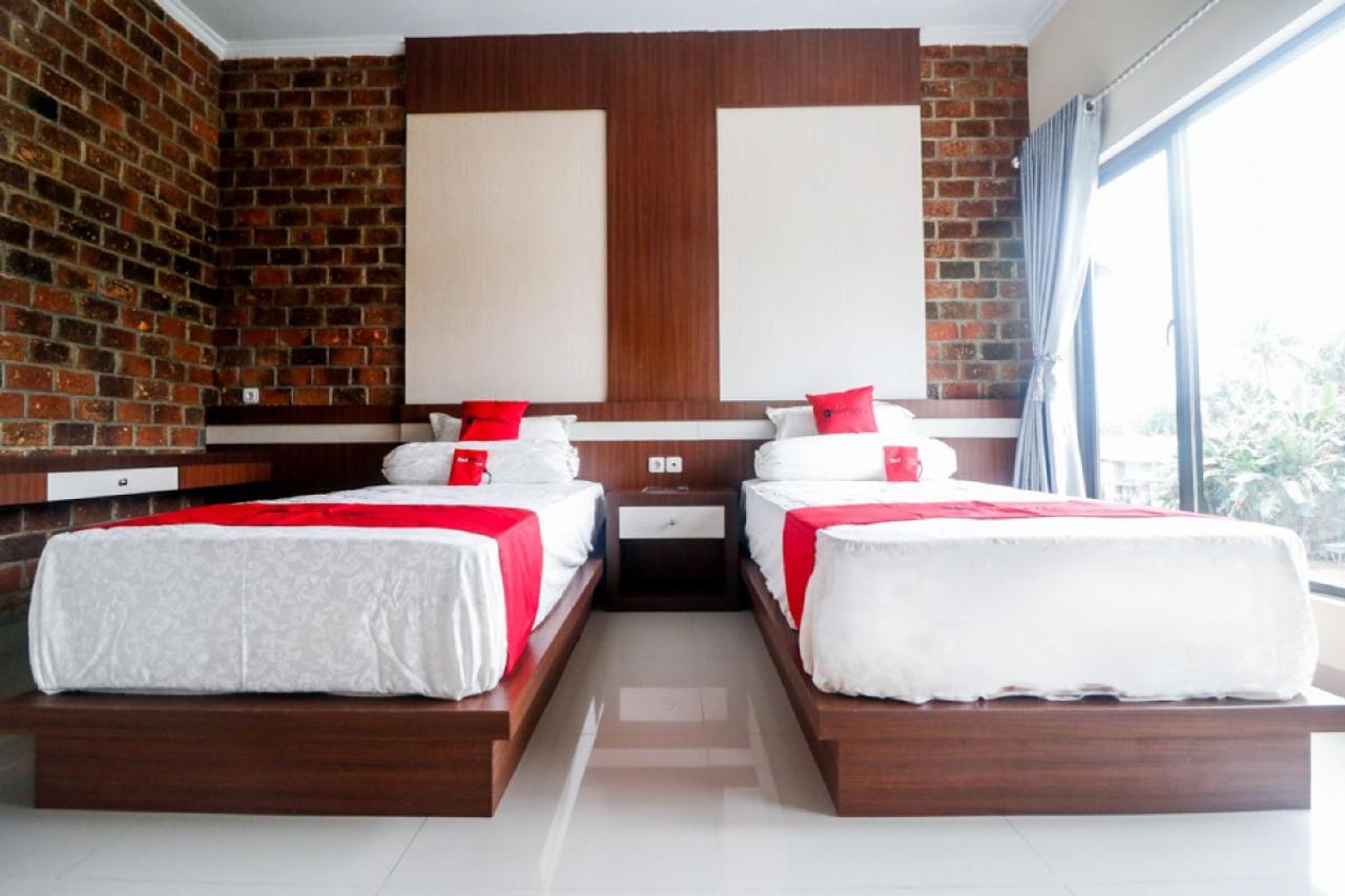 מדאן Reddoorz Plus Near Kualanamu Airport מראה חיצוני תמונה
