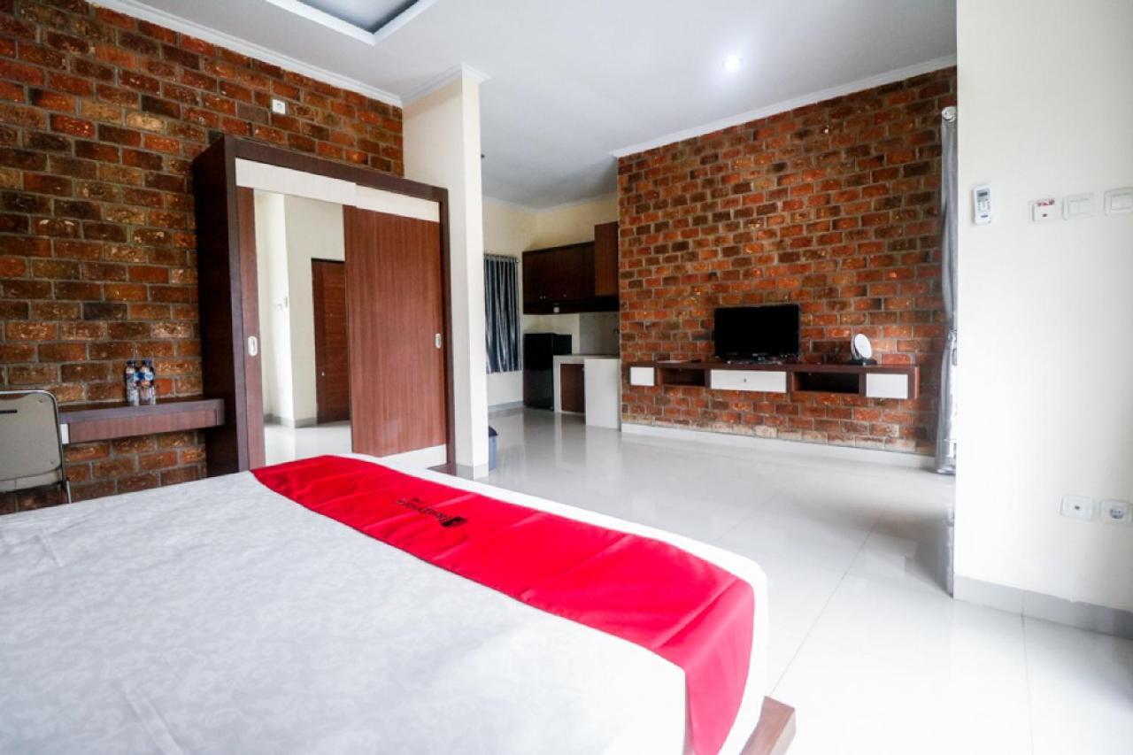 מדאן Reddoorz Plus Near Kualanamu Airport מראה חיצוני תמונה